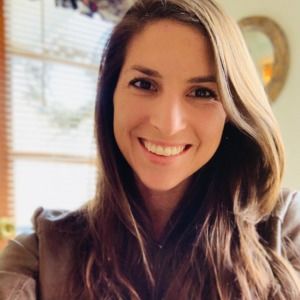 Meet your Posher, Lauren